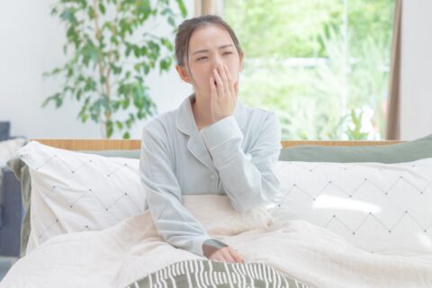 昼夜逆転が「一周回る」のはなぜ？非24時間睡眠覚醒リズム障害の核心と正しい対処法